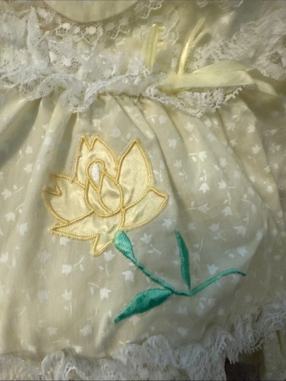 Vintage Lace-Trim Pale Yellow Floral Dress